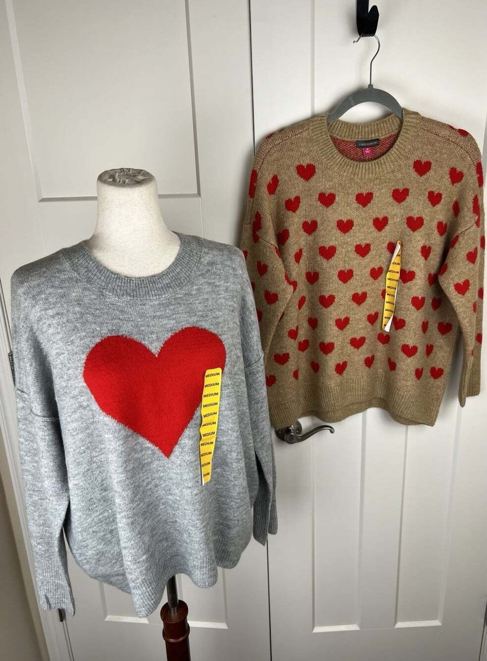 Lot 2 NWT Vince Camuto Heart Sweaters Medium Oversized Gray Camel Valentine